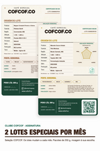 Verso de dois pacotes de 250 g do Clube COFCOF, com origem do lote e avaliação sensorial — os dois lotes mudam a cada mês